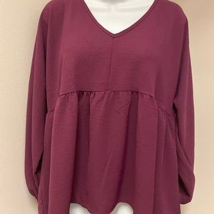 Entro NWOT Boutique Blouse - Size Small in Merlot